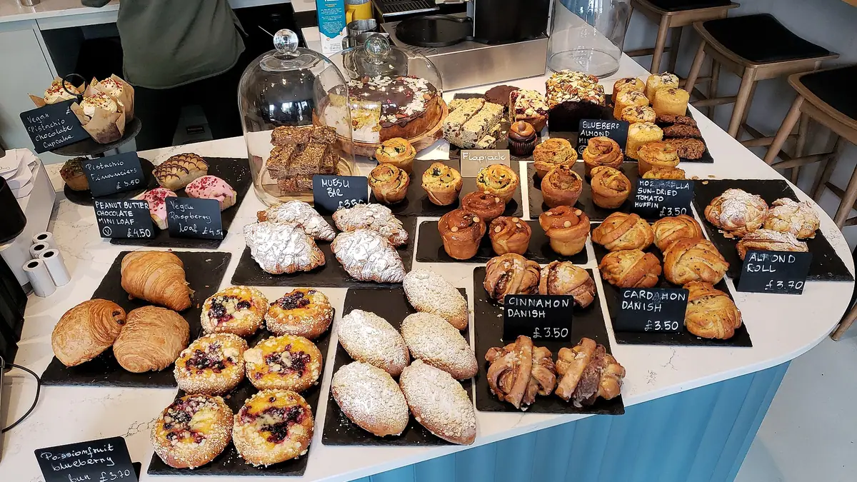 Bridge Bakery – bakery in Stocksbridge town centre